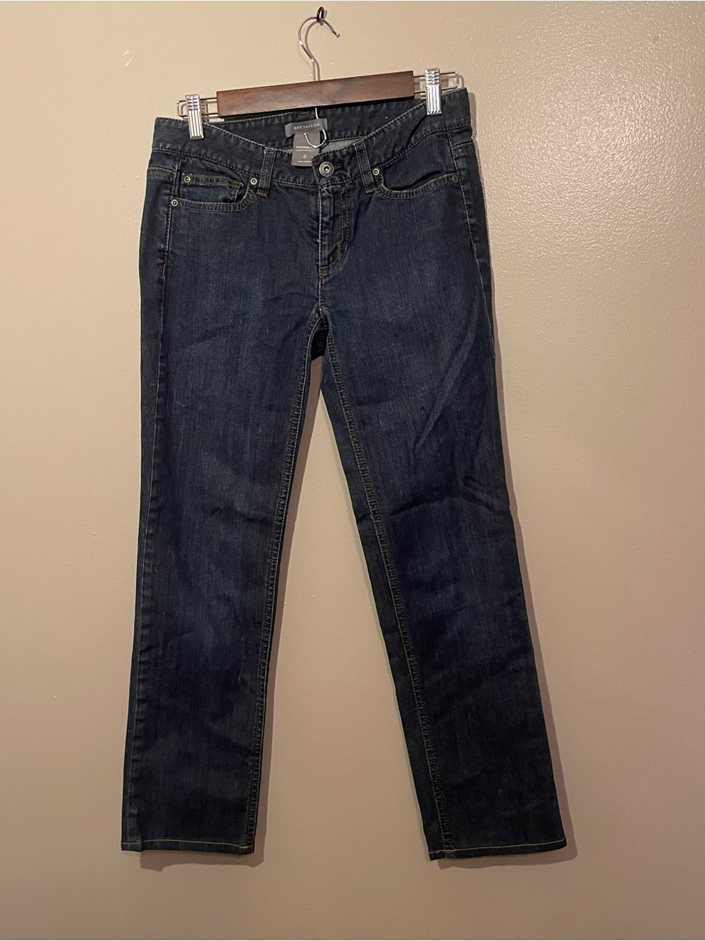 Ann Taylor Factory Straight Leg Jeans - Dark Indigo, Women’s size 2